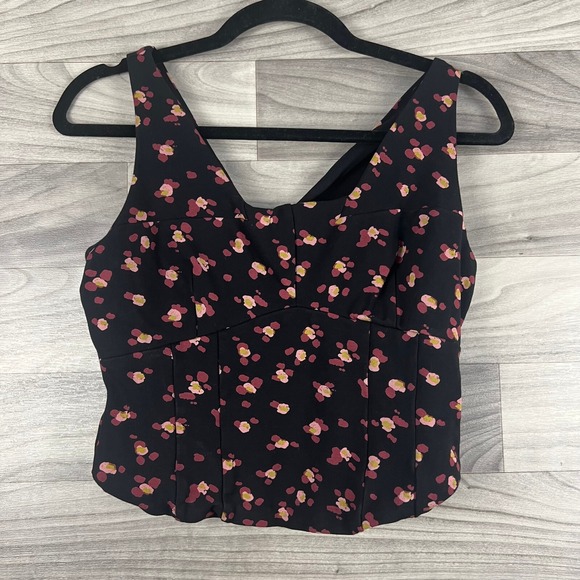 CAbi Tops - Cabi Blouse Top Womens‎ S Black Floral Crop Sleeveless Stretch Lined Date Night